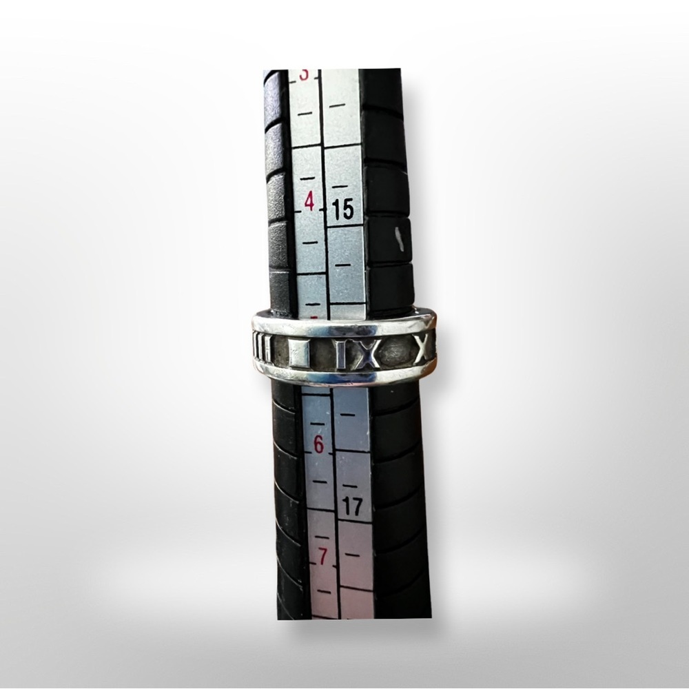 Tiffany and Co. Atlas Narrow Band Size 5 - Picture 5 of 6
